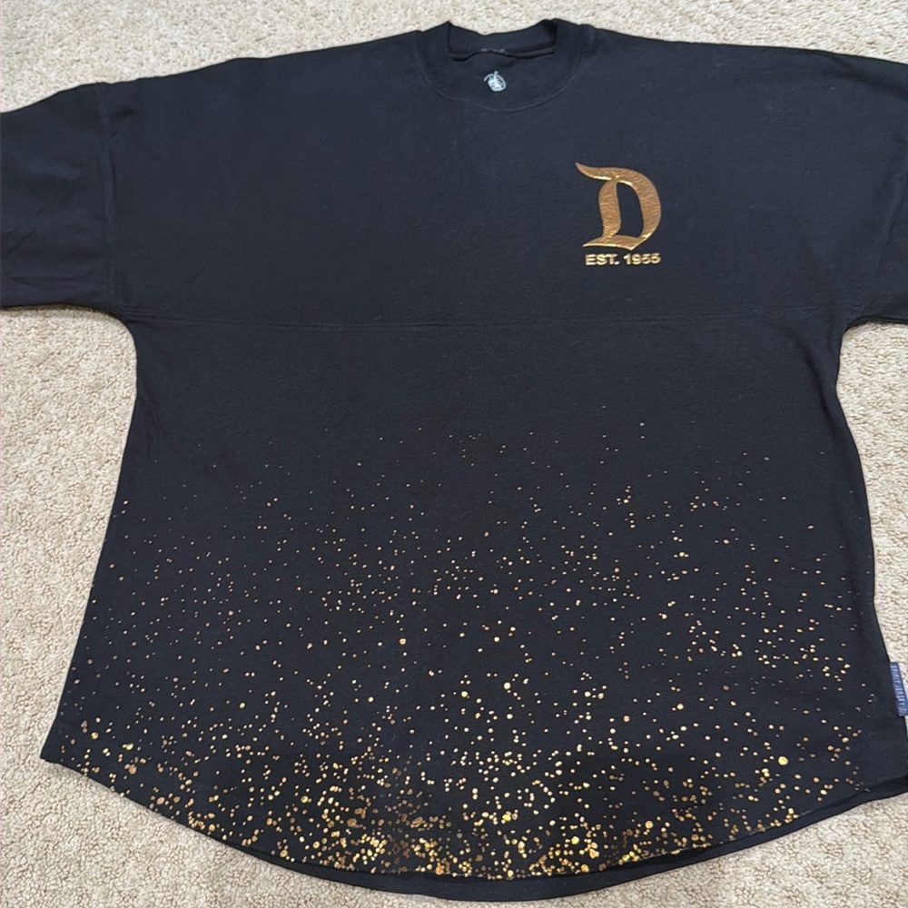 Worn once Disneyland spirit jersey